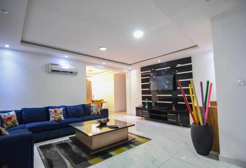 اتاق استاندارد با تخت بزرگ, Lifestyle18 Hotel And Shortlet Apartments