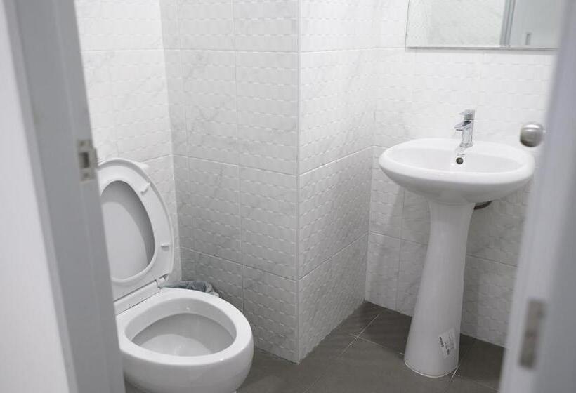 اتاق خانوادگی, Munruk Hostel