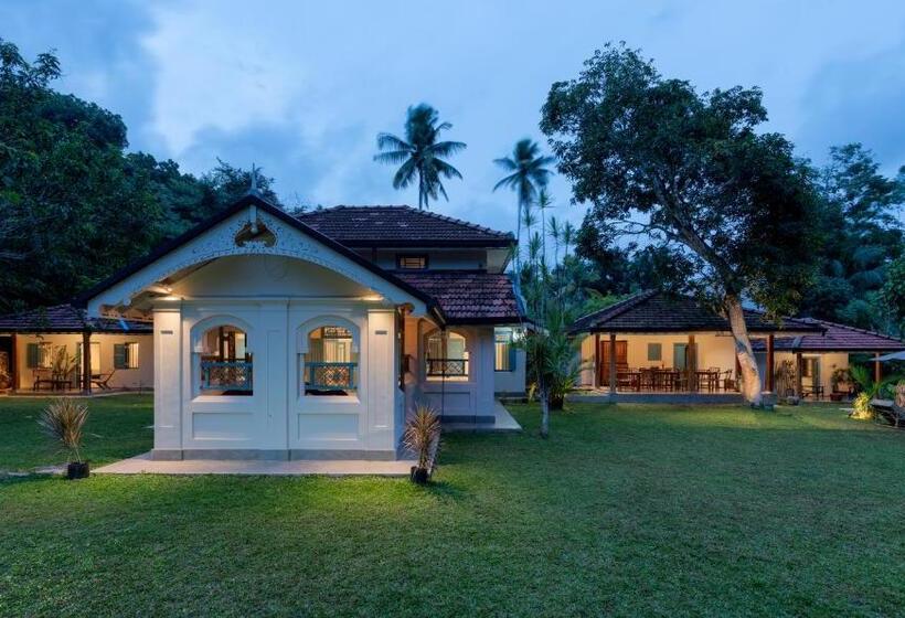 Люкс Вид на Бассейн, Stuthi Villa
