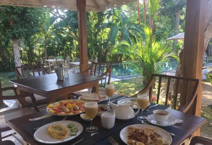 キングサイズベッドのスイートルーム, Stuthi Villa