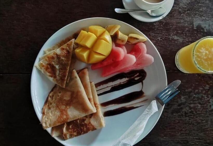이코노미 룸, Your Zanzibar Place
