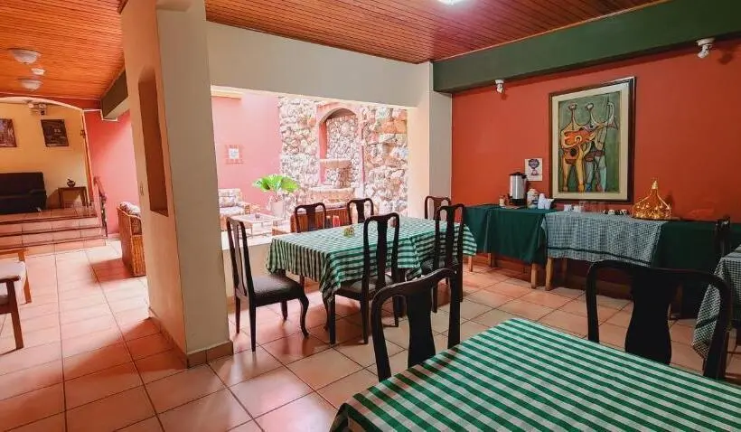 اتاق استاندارد سه نفره, Alsacia