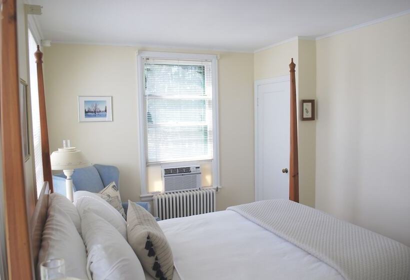 סוויטה, Anne S Washington Inn