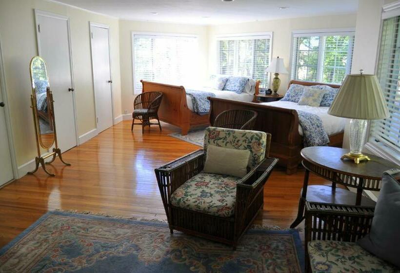 סוויטה דלוקס, Anne S Washington Inn