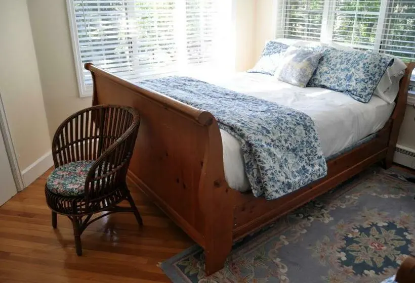 デラックススイート, Anne S Washington Inn