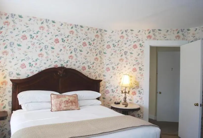 デラックスの4人部屋, Anne S Washington Inn