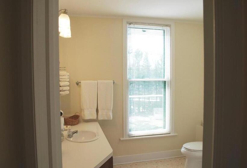 חדר דלוקס לארבעה, Anne S Washington Inn