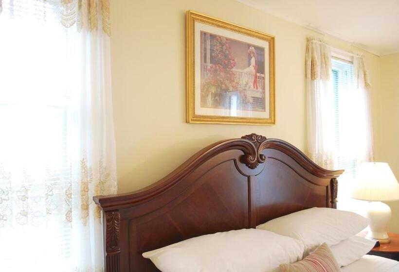 חדר סטנדרט עם מיטת קינג, Anne S Washington Inn