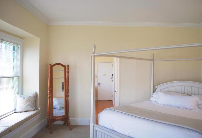 חדר סופריור לארבעה, Anne S Washington Inn