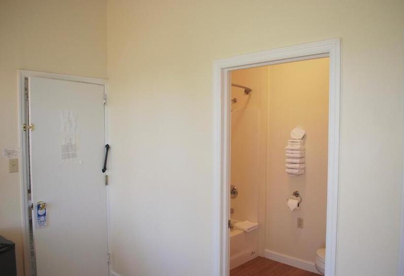 חדר סופריור לארבעה, Anne S Washington Inn