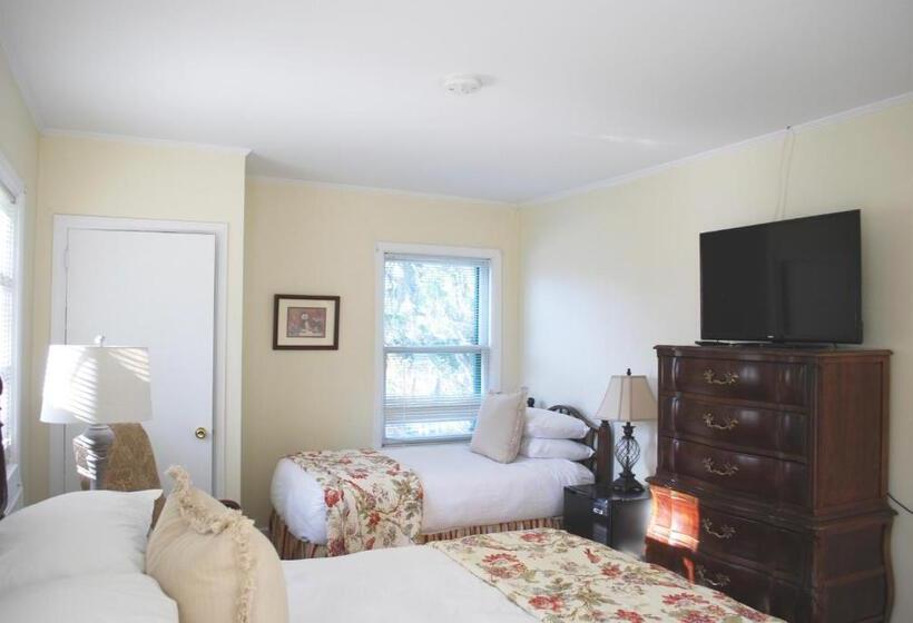 חדר סטנדרט לשלושה, Anne S Washington Inn