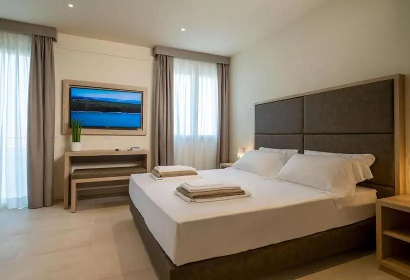バルコニー付きジュニアスイート, Palace Lido Hotel & Suites