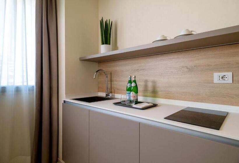 חדר משפחתי, Palace Lido Hotel & Suites