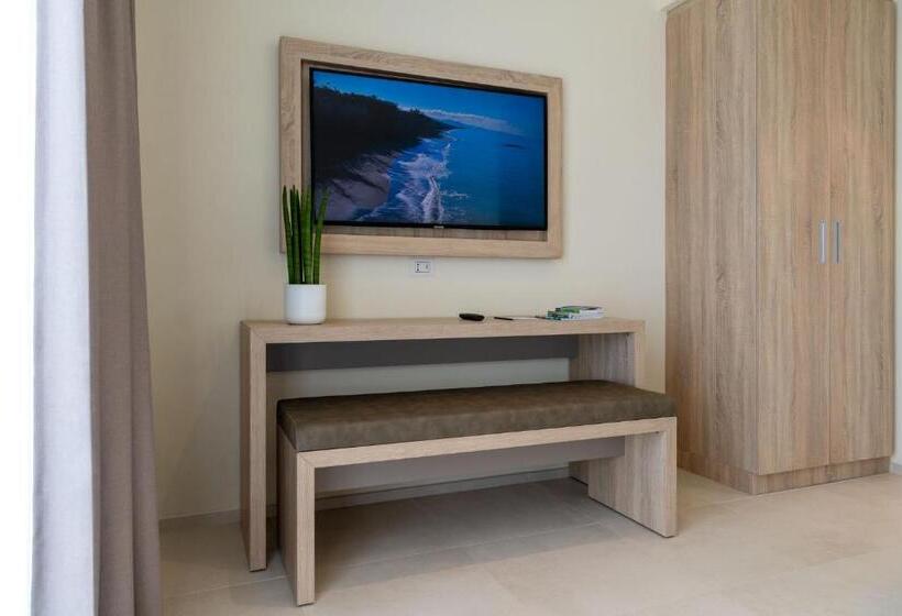 חדר משפחתי, Palace Lido Hotel & Suites