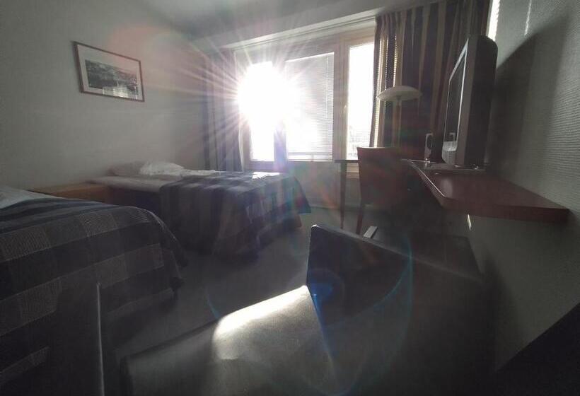 Номер Стандарт, West Side