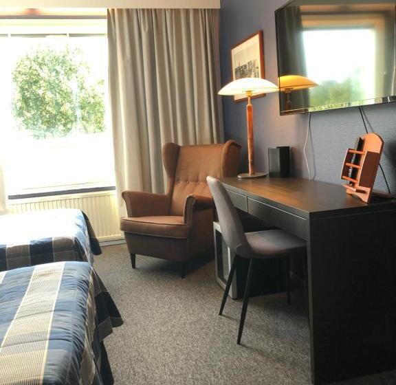 Номер Superior, West Side