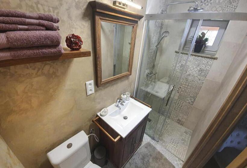 اتاق لوکس, Casa Perla