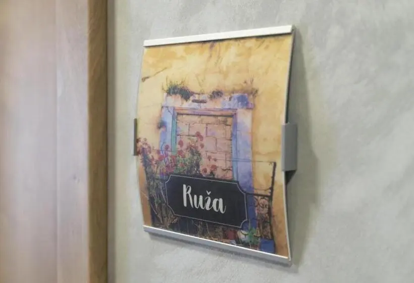 スタンダードルーム, Casa Perla