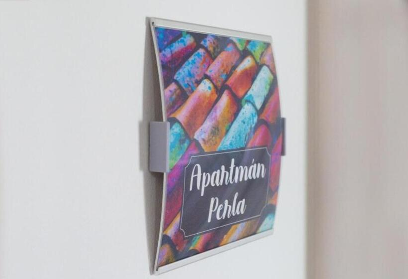 اتاق خانوادگی, Casa Perla