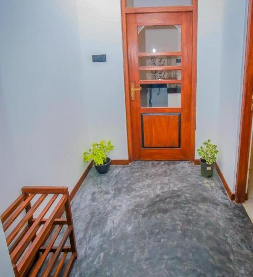 Deluxe Room, Sweet Emotion