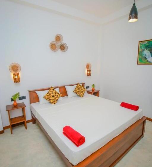 Standard Room, Sweet Emotion