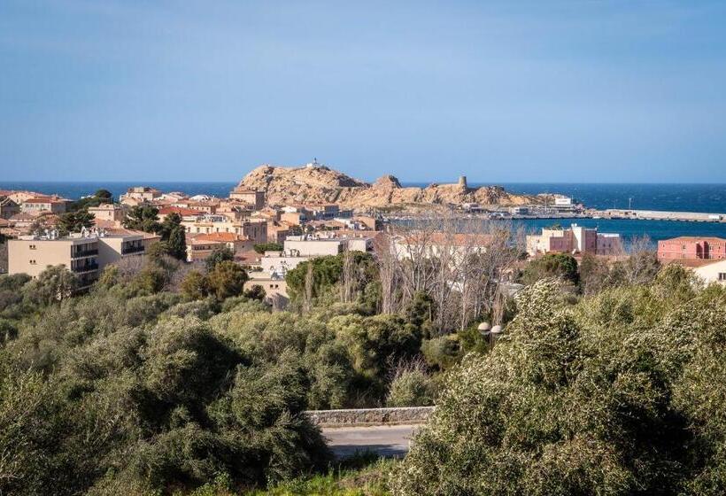 带1个卧室的带海景的公寓, Domaine A Marella