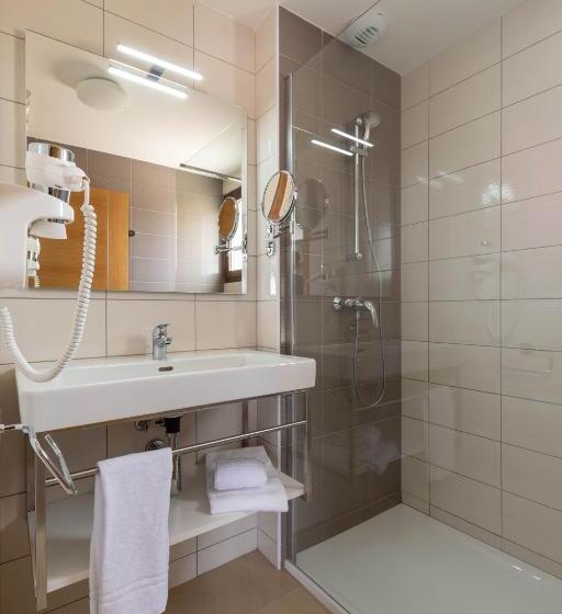 带1个卧室的带海景的公寓, Domaine A Marella