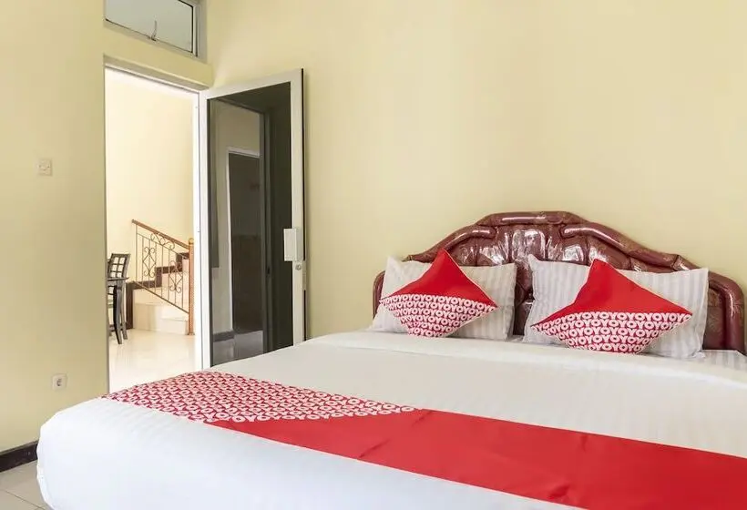 スタンダードルーム, Spot On 2950 Grand Suites Palace Syariah