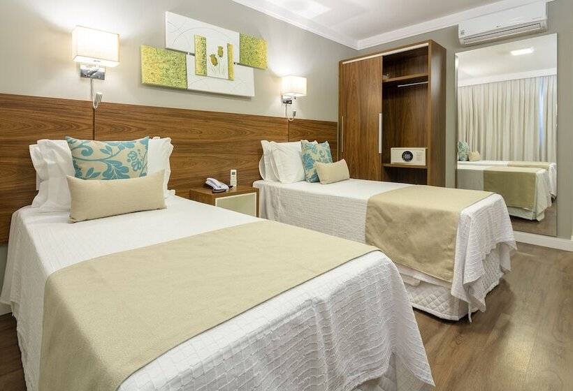 高级三人间, Villa Fiori