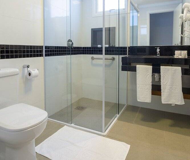 高级三人间, Villa Fiori