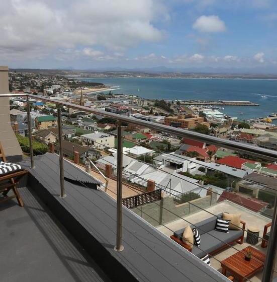 جناح ديلوكس مطل على البحر, The Lookout Guest House