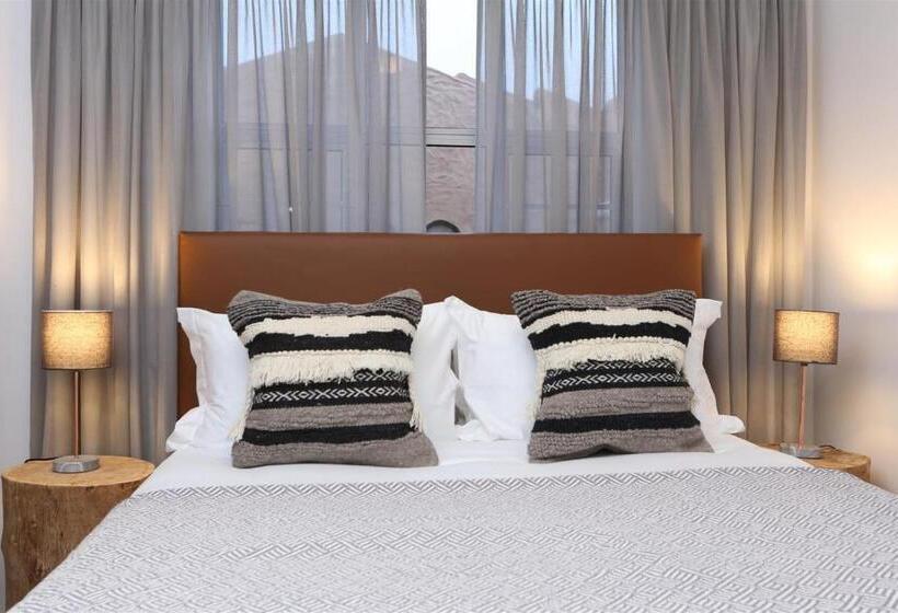 غرفة قياسية, The Lookout Guest House
