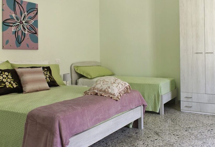 Четырехместный Номер Стандарт, B&b Mamma Carolina