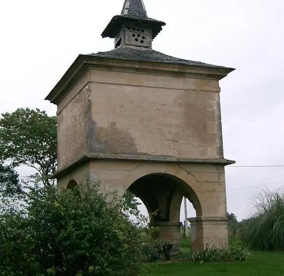 اتاق راحتی سه تخته, Chambres D'hôtes Domaine D'en Baleux