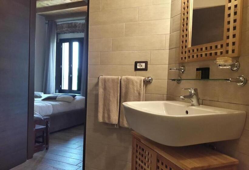 اتاق لوکس, Equirelais