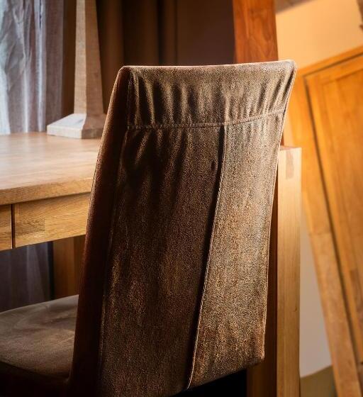 اتاق استاندارد با چشمانداز دریاچه, Equirelais