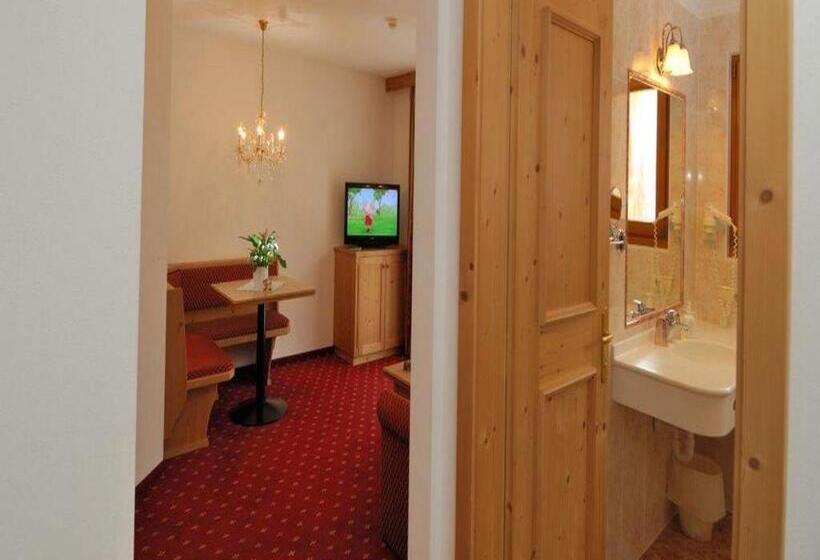 اتاق خانوادگی, Rosslaufhof