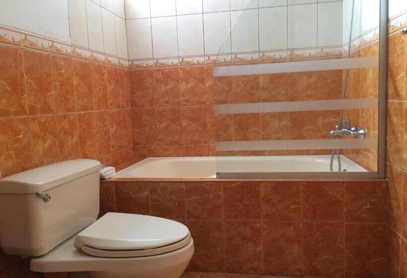 سوییت جونیور, Suite Luna Del Valle