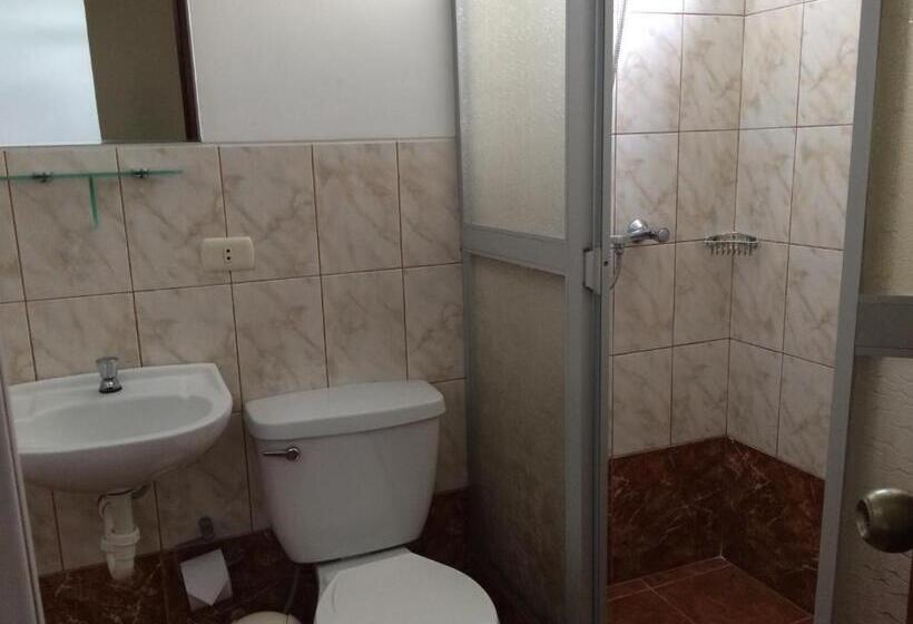 اتاق استاندارد یک نفره, Suite Luna Del Valle