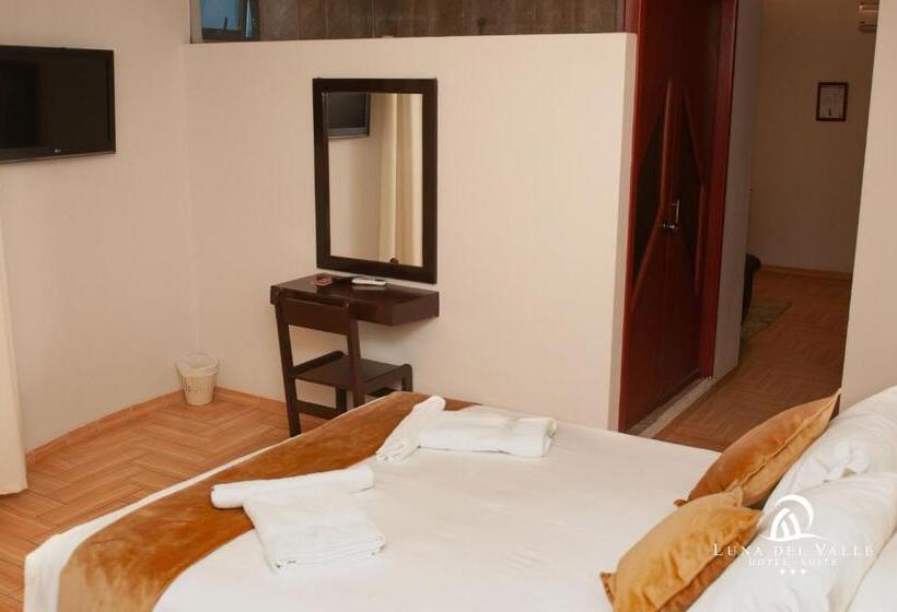 سوئیت پرزیدنت, Suite Luna Del Valle