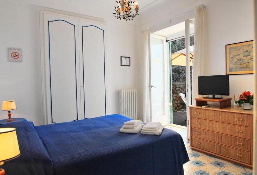 اتاق خانوادگی, Casa Augusto B&b