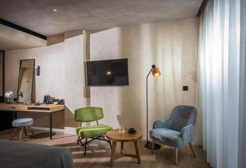 חדר דלוקס, Chania Flair Boutique Hotel, Tapestry Collection By Hilton