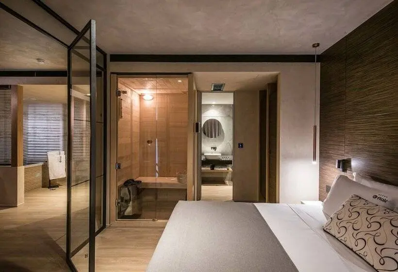 Penthouse Room