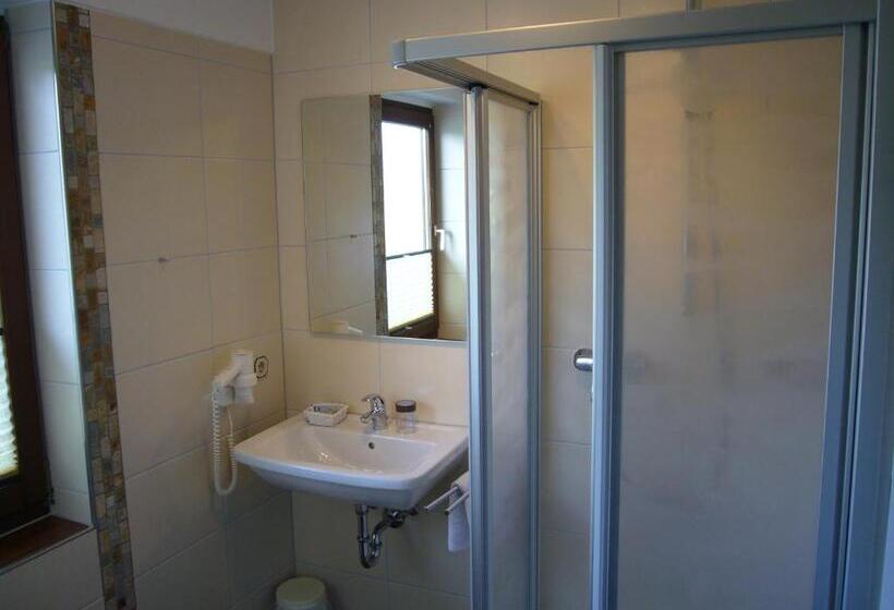 اتاق استاندارد یک نفره, Magdalenenhof Inklusive Meinecardplus