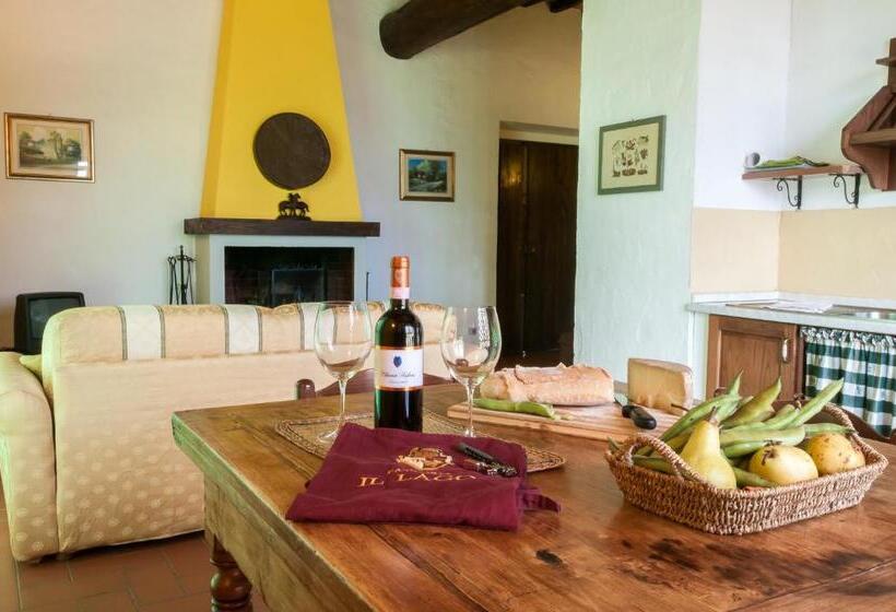 带2个卧室的高级公寓, Fattoria Il Lago