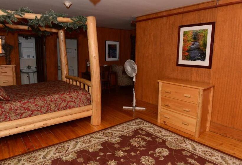 חדר סטנדרט נוף לאגם, The Woods Inn