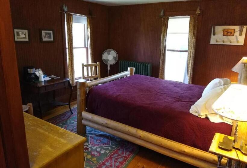 חדר סטנדרט עם ג'קוזי, The Woods Inn