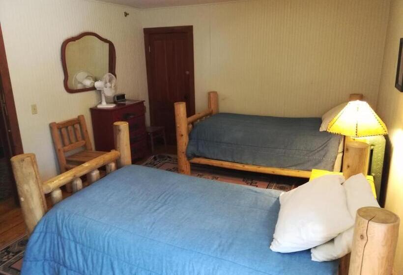 חדר סטנדרט עם נוף, The Woods Inn