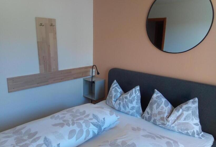 标准间带山景, Pension Fellis