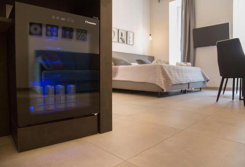 اتاق سوپریور چهار تخته, Plebiscitum 2.0